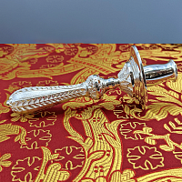 2.7.0946л Подсвечник латунный ручной