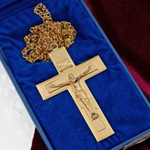 2.10.0166лп/1лп Крест латунный в позолоте с литьевым распятием и цепью фото 4