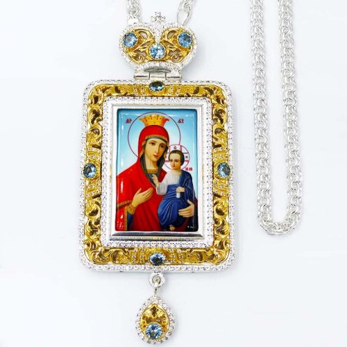 2.7.1079лф-2/1л Панагия латунная с фрагментарной позолотой и цепью 2.7.1079лф-2/1л Панагия латунная с фрагментарной позолотой и цепью