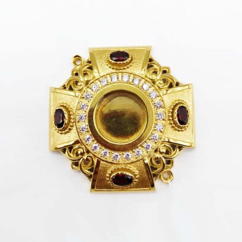 2.7.1400лп Мощевик латунный в позолоте 2.7.1400лп Мощевик латунный в позолоте