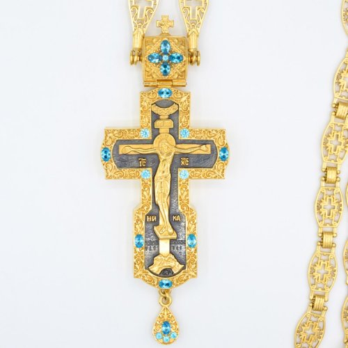 2.10.0186лпр/72лп Крест латунный в позолоте с цепью 2.10.0186лпр/72лп Крест латунный в позолоте с цепью