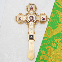 2.7.1562лп Крест напрестольный латунный с белыми камнями в позолоте