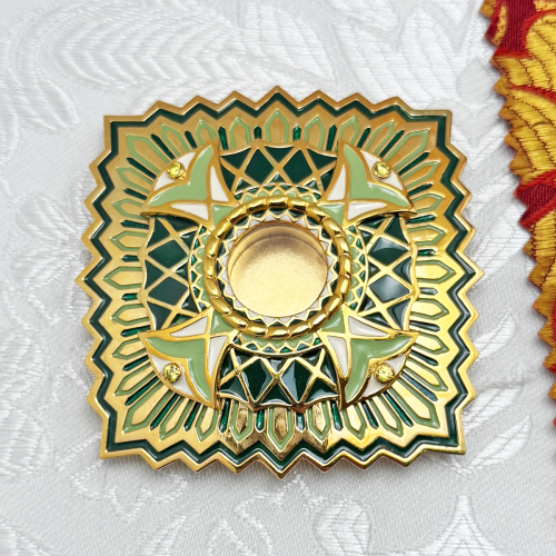 2.7.0404лп-М Мощевик латунный в позолоте