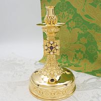 2.7.0695лп Подсвечник латунный со вставками в позолоте