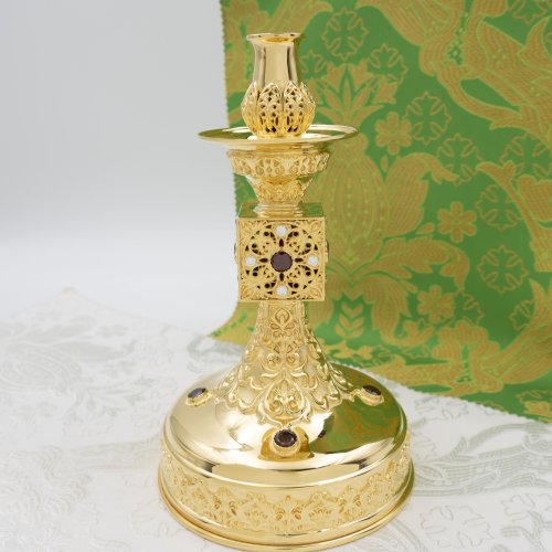 2.7.0695лп Подсвечник латунный со вставками в позолоте