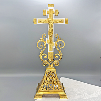 2.7.2508лпч Крест напрестольный латунный с красными камнями в позолоте