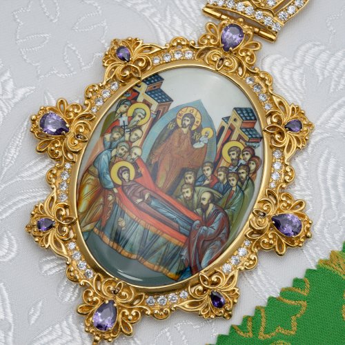 2.10.0285лп-2/1лп Крест наперсный в позолоте с цепью фото 3 2.10.0285лп-2/1лп Крест наперсный в позолоте с цепью фото 3