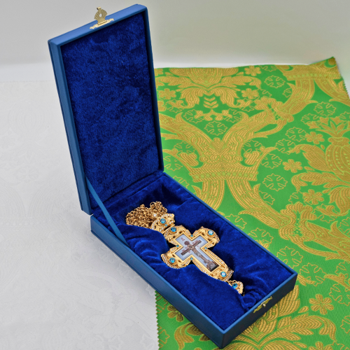 2.10.0359лп-2/1лп Крест латунный с голубыми камнями в позолоте фото 2 2.10.0359лп-2/1лп Крест латунный с голубыми камнями в позолоте фото 2