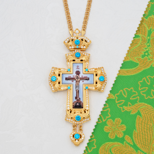 2.10.0359лп-2/1лп Крест латунный с голубыми камнями в позолоте 2.10.0359лп-2/1лп Крест латунный с голубыми камнями в позолоте