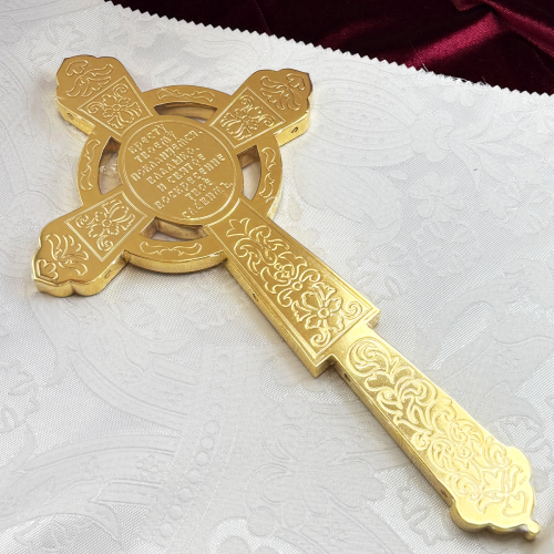 2.7.2108лпэ-2 Крест напрестольный в позолоте фото 3 2.7.2108лпэ-2 Крест напрестольный в позолоте фото 3