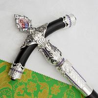 2.7.2676лр Жезл латунный с фиолетовыми камнями в серебрении