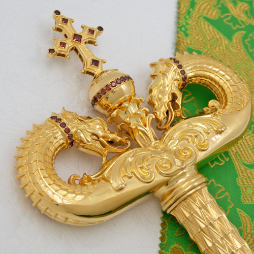 2.7.2833лп Жезл латунный с красными камнями в позолоте фото 7