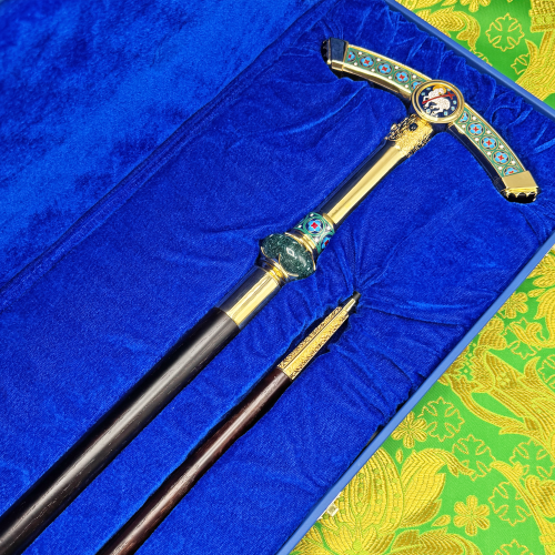 2.7.2182лнпчэ Посох латунный в позолоте с натуральными камнями фото 4