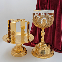 2.7.1053клпэ-К/3 Евхаристический комбинированый набор с красными камнями в позолоте на 2,5 литра