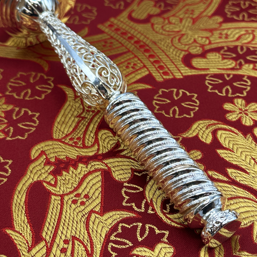 2.7.1297л Подсвечник ручной латунный фото 3