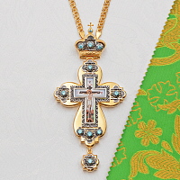 2.10.0461лпр-2/1лп Крест наперсный латунный с голубыми камнями в позолоте