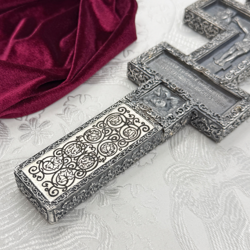 2.7.0949лр Крест Напрестольный латунный в серебрении фото 8 2.7.0949лр Крест Напрестольный латунный в серебрении фото 8