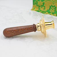 2.7.0716лп Подсвечник латунный в позолоте