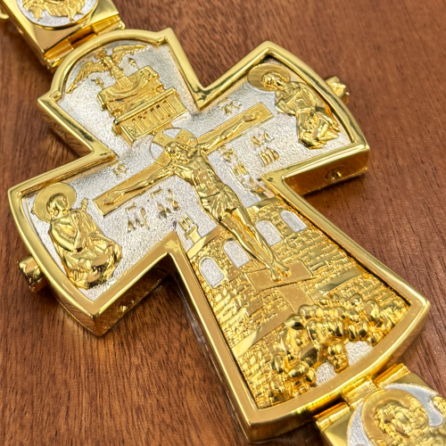 2.10.0408лф/1лп Крест наперсный с фрагментарной позолотой и фианитами красного цвета фото 2