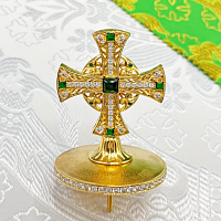 2.7.2689лп Крест на митру латунный в позолоте со вставками