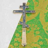 2.7.2062лпрэ Крест напрестольный латунный с голубыми камнями в позолоте