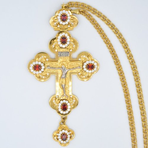 2.10.0132лп/1лп Крест латунный в позолоте с лит.распятием и цепью