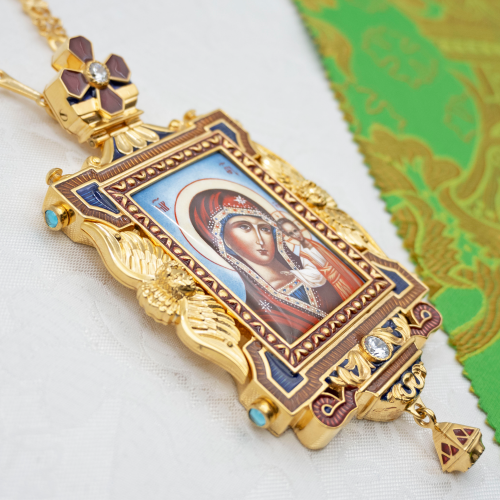 2.7.2708лп-18/155лп-М Панагия латунная в позолоте фото 7 2.7.2708лп-18/155лп-М Панагия латунная в позолоте фото 7