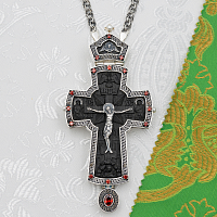 2.10.0421лр-13/1лр Крест наперсный с образом из дерева и красными камнями в серебрении