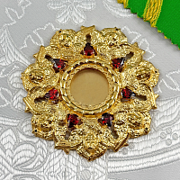 2.7.2591лп Мощевик латунный в позолоте со вставками