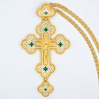 2.10.0071лп/1лп Крест наперсный латунный в позолоте, со вставками и цепью