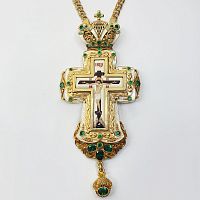 2.10.0295лф-2/1л Крест латунный с фрагментальной позолотой и цепью