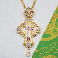 2.10.0519лп-2/1лп Крест наперсный латунный с белыми камнями в позолоте