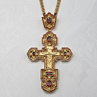2.10.0627лпэ/1лп Крест наперсный в позолоте