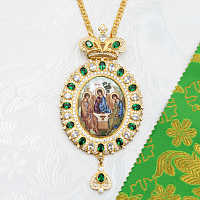 2.7.0591лп-30/1лп Панагия латунная в позолоте со вставками и цепью