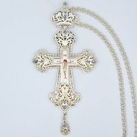 2.10.0130л-2/1л Крест латунный с цепью