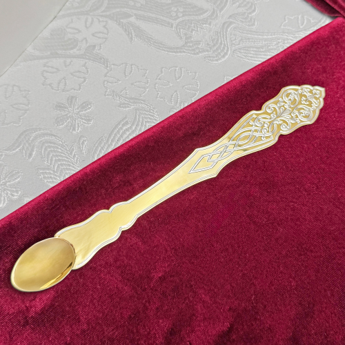 2.7.1753лп Лжица латунная в позолоте