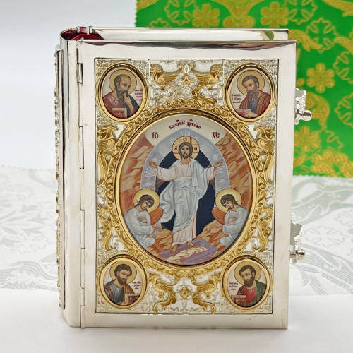 2.7.0774лф Евангелие латунное с фрагментальной позолотой