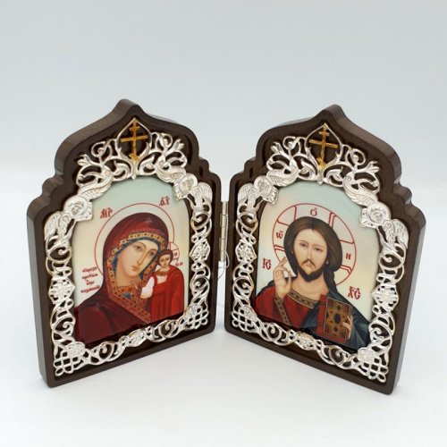 2.77.0115л Складень на дереве с образами Иисус Христос и Божия Матерь Казанская из латуни фото 3