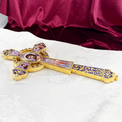 2.7.2108лпэ-2 Крест напрестольный в позолоте фото 6 2.7.2108лпэ-2 Крест напрестольный в позолоте фото 6