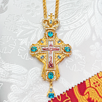 2.10.0519лп-2/1лп Крест наперсный латунный с голубыми камнями в позолоте