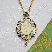2.7.2620лп-11/1лп-М Панагия латунная в позолоте с цепью