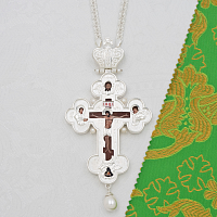 2.10.0495л-2/1л Крест наперсный латунный с жемчугом в серебрении