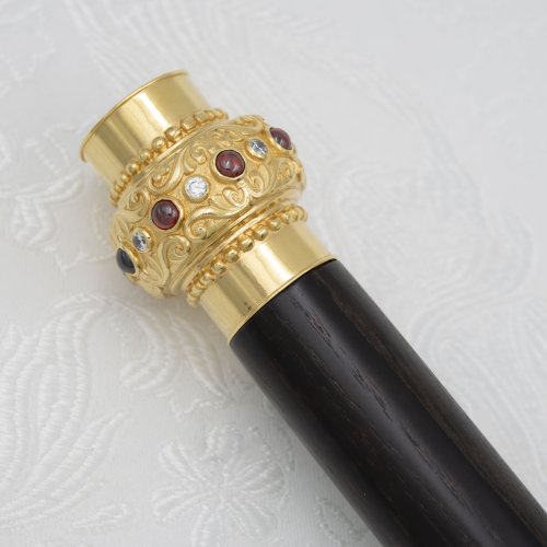 2.7.2722лп Жезл латунный с красными камнями в позолоте фото 3