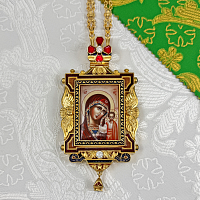 2.7.2708лп-18/155лп-М Панагия латунная с красными камнями в позолоте