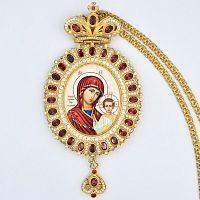 2.7.0591лп-2/1лп Панагия латунная в позолоте со вставками и цепью