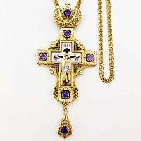 2.10.0035лп-2/1лп Крест наперсный латунный в позолоте со вставками и цепью