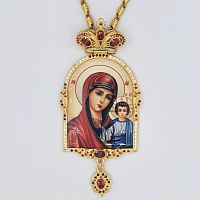 2.7.0691лп-2/73лп Панагия латунная в позолоте со вставками и цепью