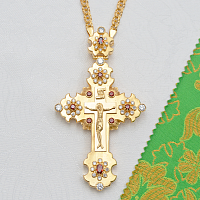 2.10.0584лп/1лп Крест наперсный латунный с красными камнями в позолоте