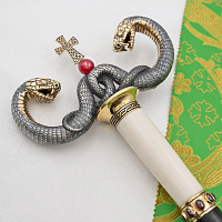 2.7.2443лнпрч Жезл латунный в позолоте и патинированием с натуральными камнями