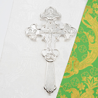 2.7.1917л Крест напрестольный латунный с белыми камнями в серебрении